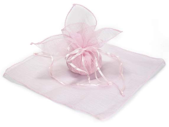 Organza tulle with tie, square base and hemmed edge