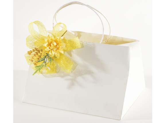 Large rigid paper bag - envelope with twisted handles
