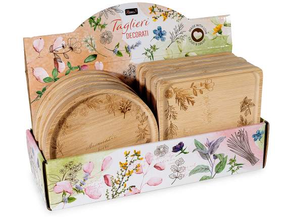 Assiette-plateau en bois orné de motifs botaniques gravés