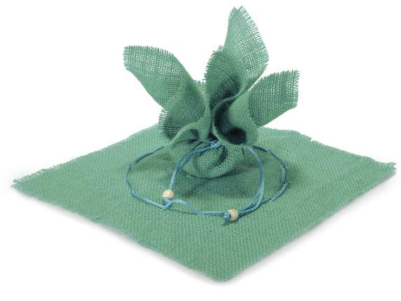Square tulle for wedding favors in aquamarine jute with tie