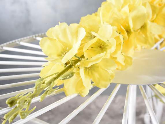 Rama de delphinium artificial