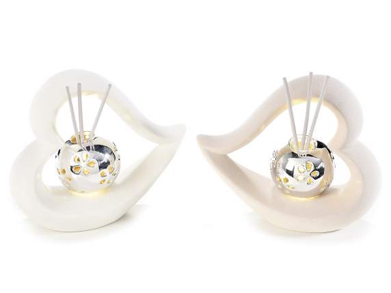 Corazón de porcelana con luz LED y varilla aromática.