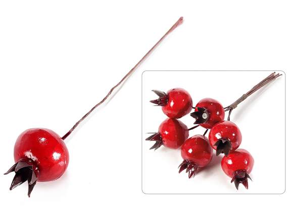 Artificial red berry with moldable stem