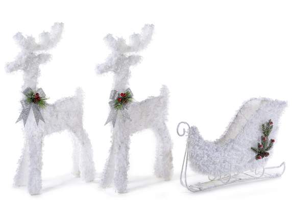 Set of 2 reindeer w - sleigh in metal with snow effect and l