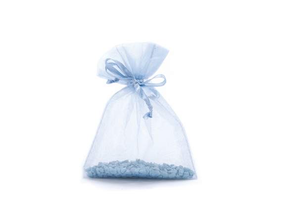 Sac en organza bleu bébé 8x11 cm avec lien