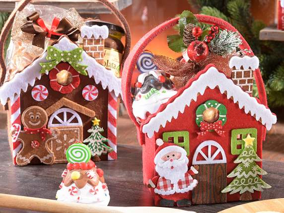 Sac en tissu en forme de maison avec décorations de Noël