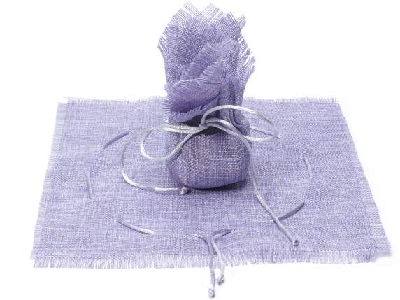 Tissu tulle carré avec bordure à franges et lien lilas
