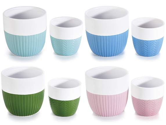 Set 2 vasi in ceramica con decori in rilievo