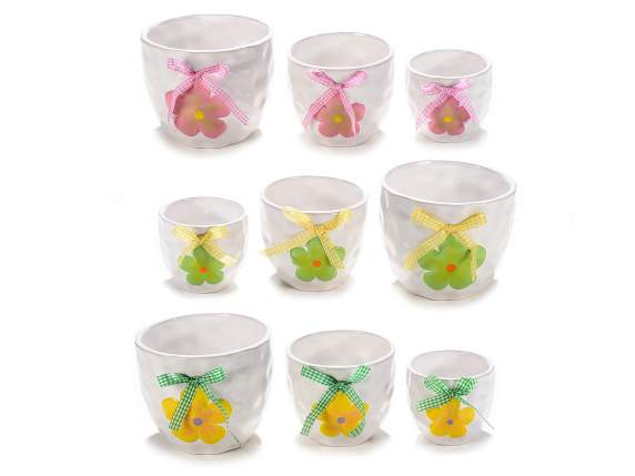 Set 3 vasi in ceramica lucida con fiore e fiocco decorativo