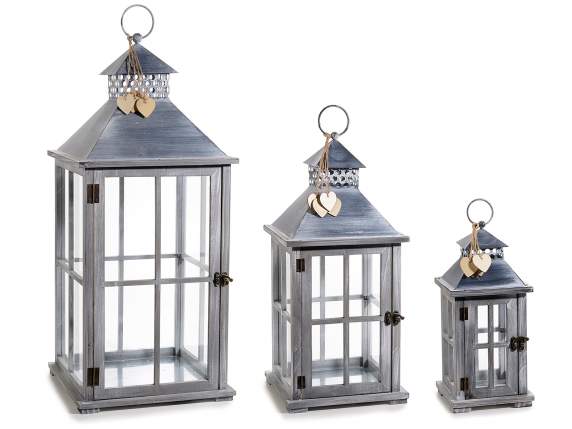 Set of 3 brushed wooden lanterns with hearts and metal roof