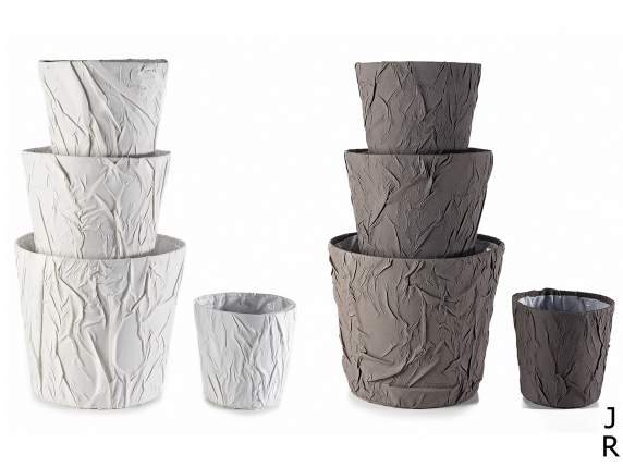 Set of 4 vases in wrinkled fabric with waterproof interior