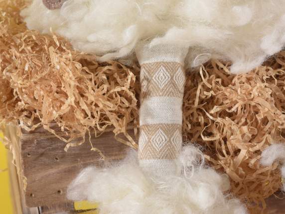 Poulet avec longues jambes et col en tissu et laine