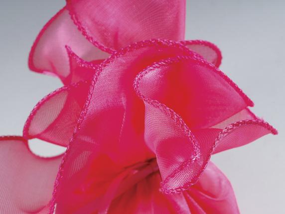 Fuchsia sugared almond sachet in tulle silk effect