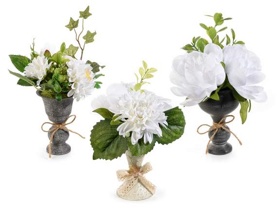 Vasetto metallo con fiori artificiali e nastrino