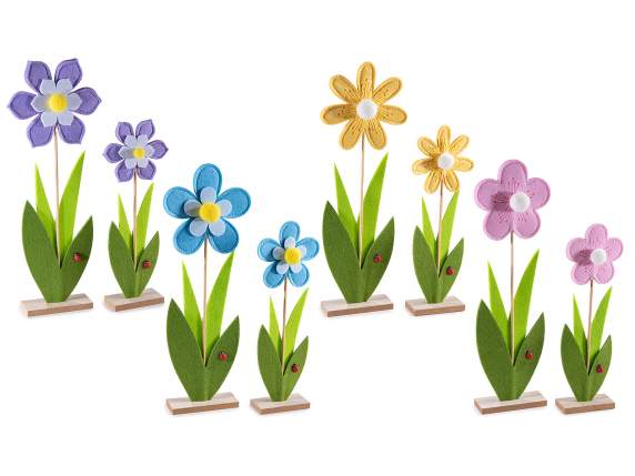 Conjunto de 2 flores de madera y tela de colores sobre base