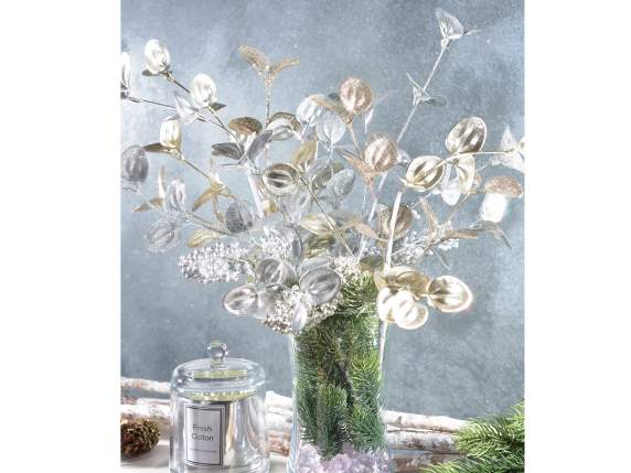 Branche artificielle de baies et de feuilles scintillantes