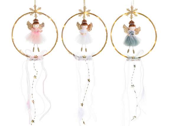 Couronne avec ange, ruban suspendu, lumières LED suspendues