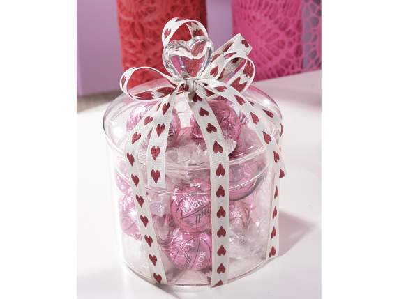5 colored ribbons box and heart decorations
