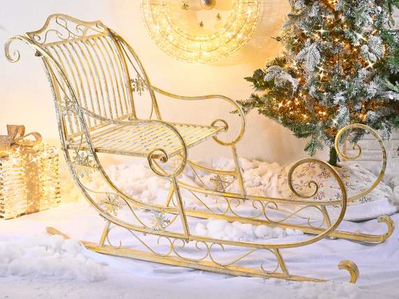 Santas sleigh in gold antiqued white metal