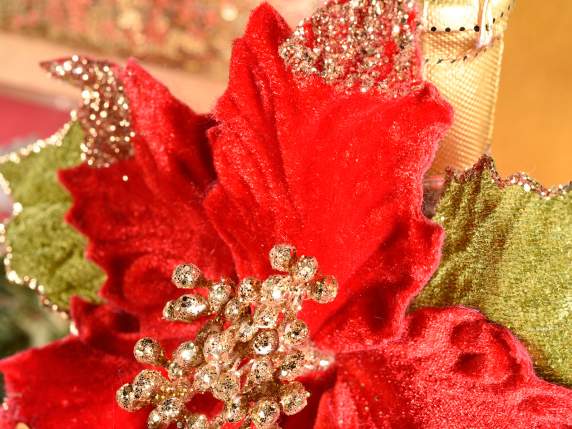 Christmas star in red velvet with golden glitter