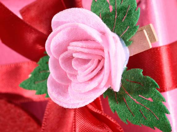 Pack of 6 cloth clothespins with rose and leaves
