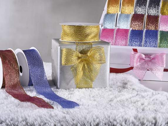 Display of 27 colored lamé effect ribbons