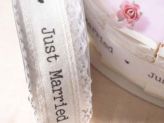 Cotton and lace ribbon with writing Just married