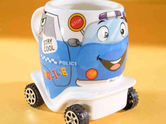 Porcelain mug w-wheels Kids in gift box