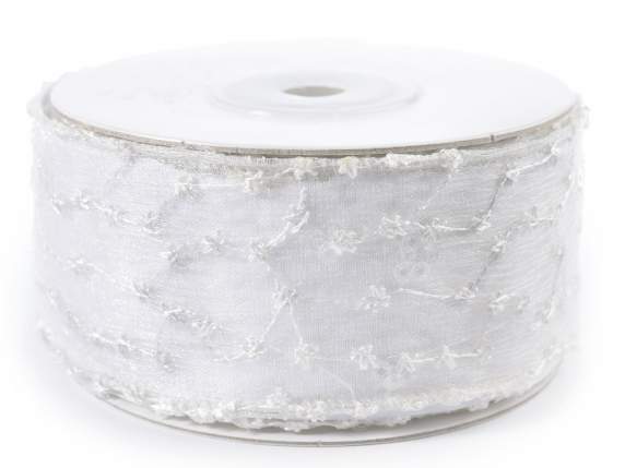 Ivory ribbon with embroidery and shapeable copper edges