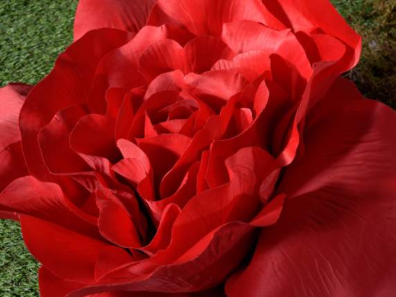 Giant rose in red fabric without stem with rear hook