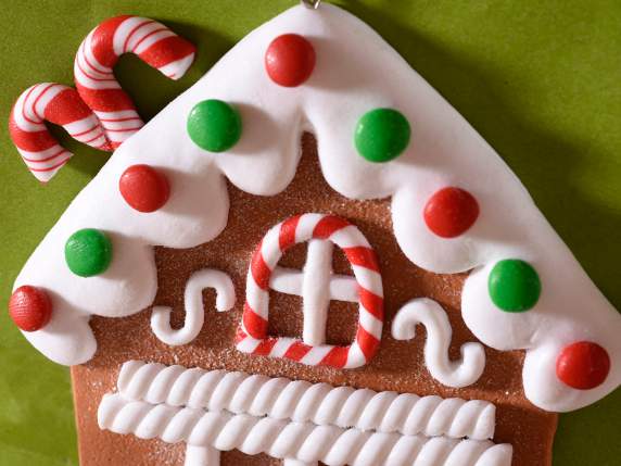 Gingerbread resin paste decoration to hang