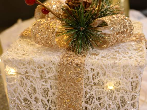 Set of 3 Glitter Metal Gift Boxes with LED Lights