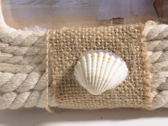Set of 2 wooden photo frames with rope and shell decorations