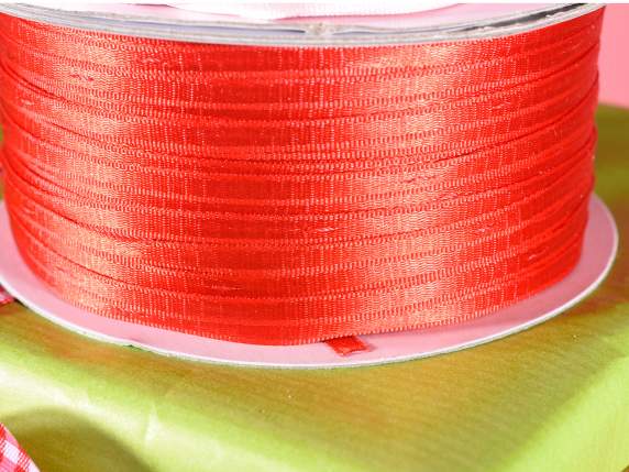 Double satin ribbon with strawberry red tie
