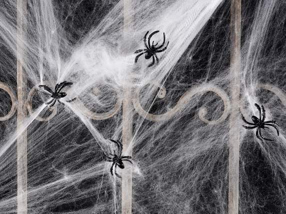 White spider web pack 56 g with 4 spiders