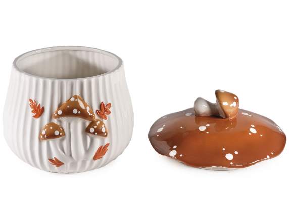 Borcan ceramic pentru ciuperci cu decorațiuni în relief