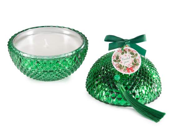 Bougie parfumée dans un pot en verre travaillé