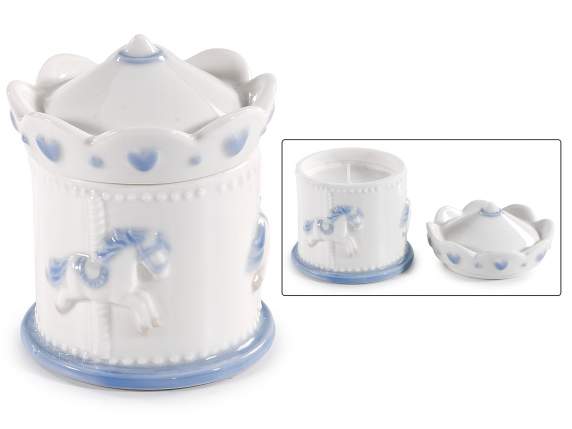 Bougie parfumée carrousel en porcelaine aux décors bleus