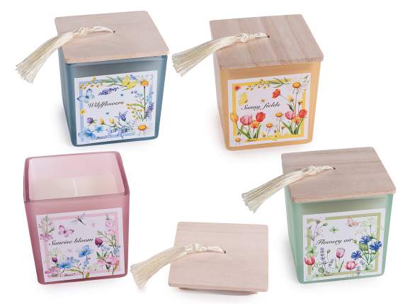 Bougie parfumée en pot de verre avec bouchon et pompon en bo
