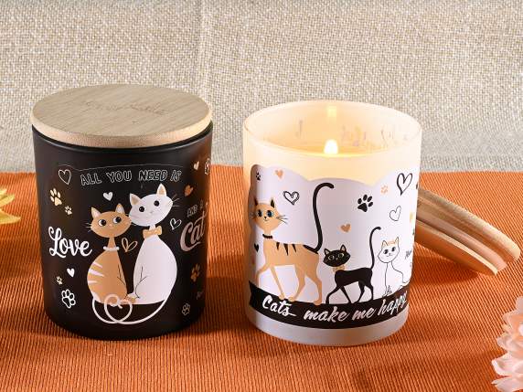Bougie parfumée dans un pot en verre avec bouchon en bois
