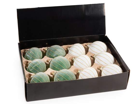Boule de verre décorée à suspendre
