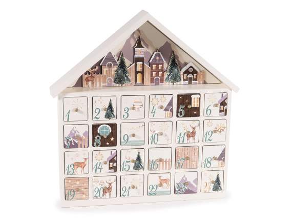 Calendar de advent în forma de casa din lemn