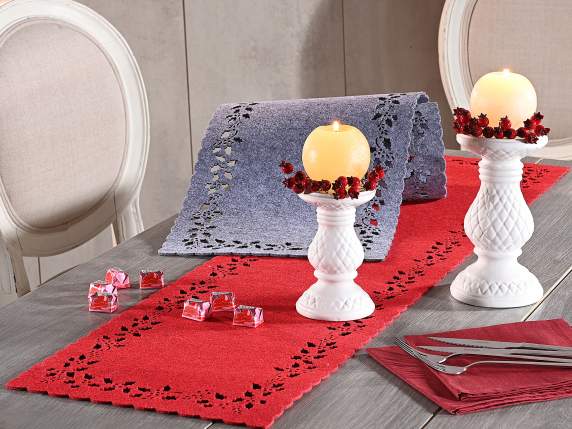 Chemin de table en tissu avec sculptures de houx