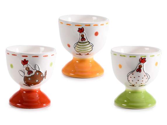 Coquetier en céramique avec poule en relief