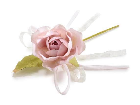 Trandafir artificial din stofa cu panglica si fundita