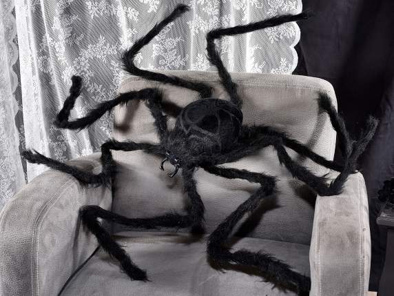 Araignée géante velue aux pattes malléables