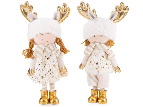 Bébé fille en tissu avec robe à étoiles dorées