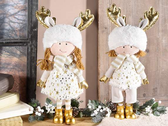 Bébé fille en tissu avec robe à étoiles dorées