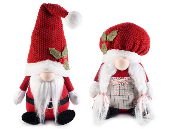 Père Noël et Mère Noël en tissu avec des détails de houx