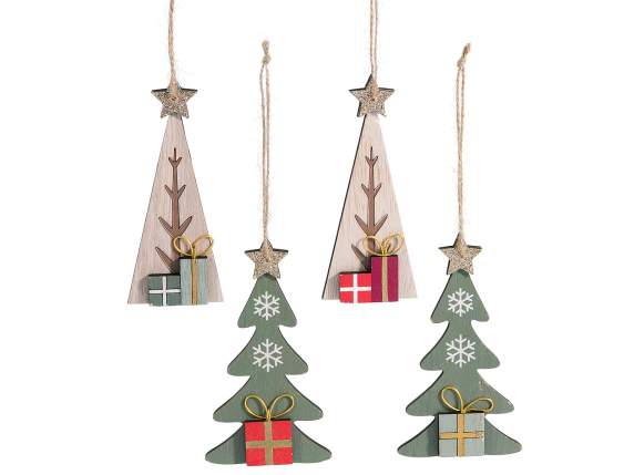 Sapin de Noël en bois avec paquets cadeaux et étoile